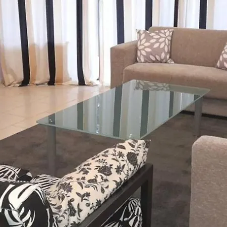 3-bed In Lejlighed *