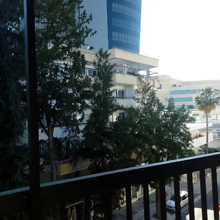 3-bed In * 尼科西亚