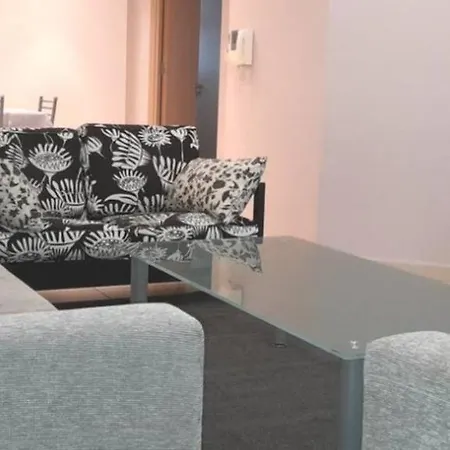 3-bed In Apartment